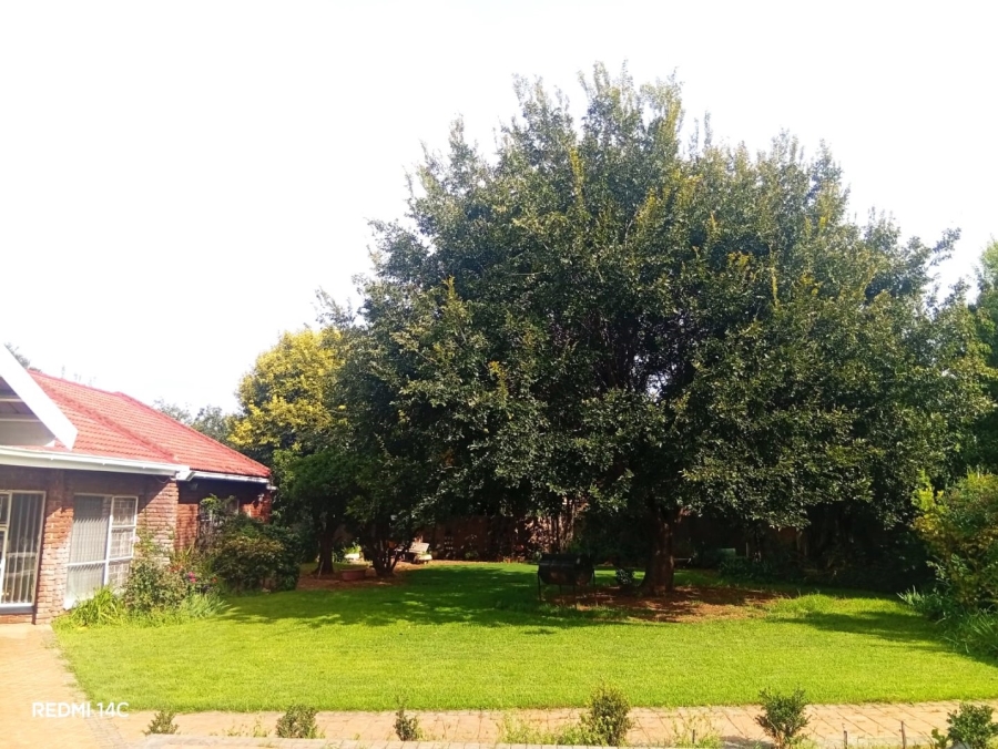 5 Bedroom Property for Sale in Universitas Ridge Free State